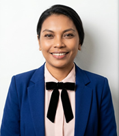 Maria Alola Barros, Lic.Eco